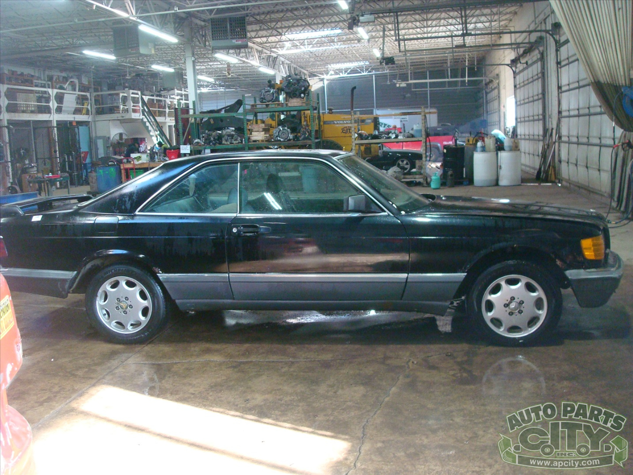 Mercedes-Benz 500 SEC 1985