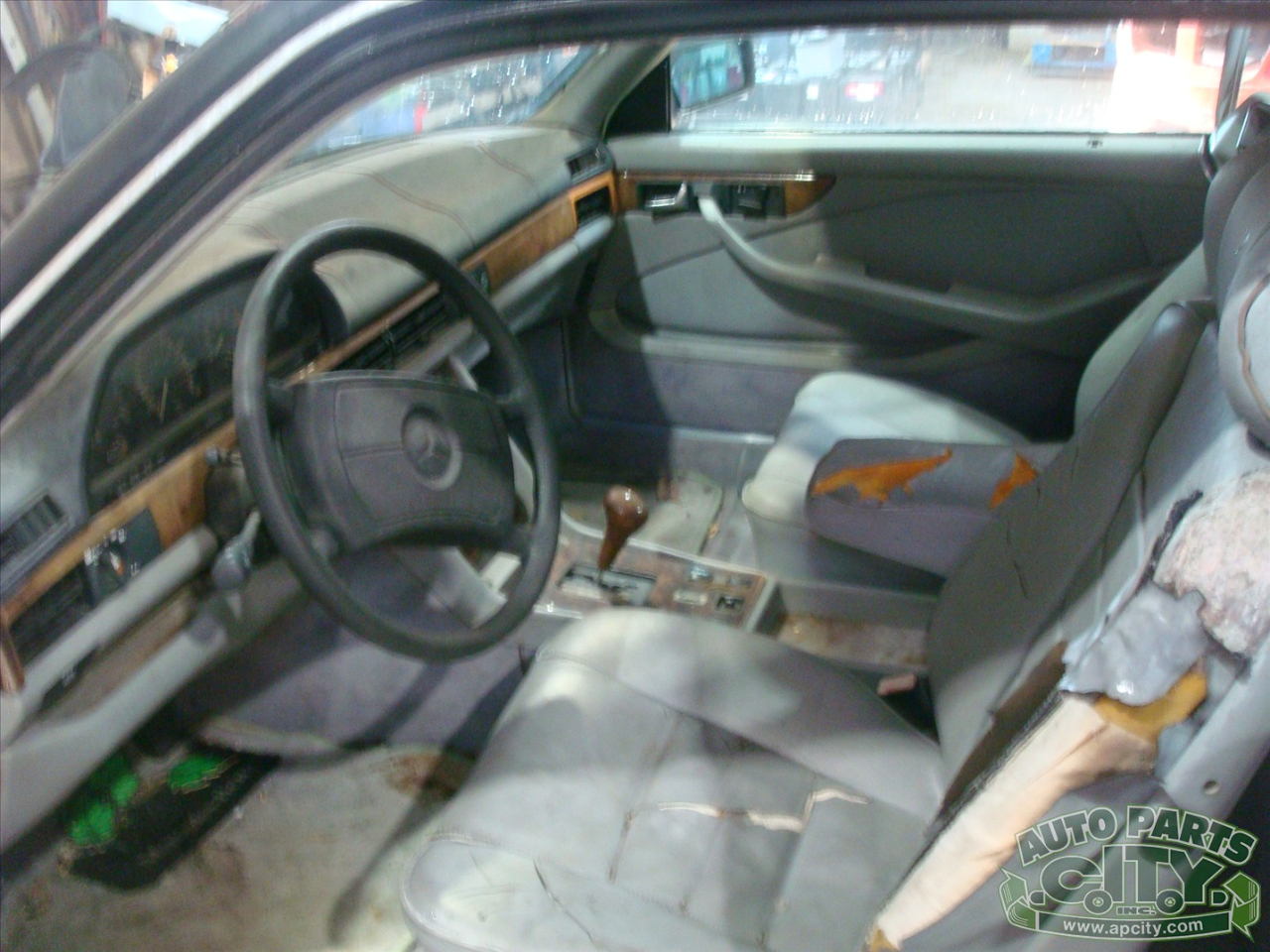 Mercedes-Benz 500 SEC 1985