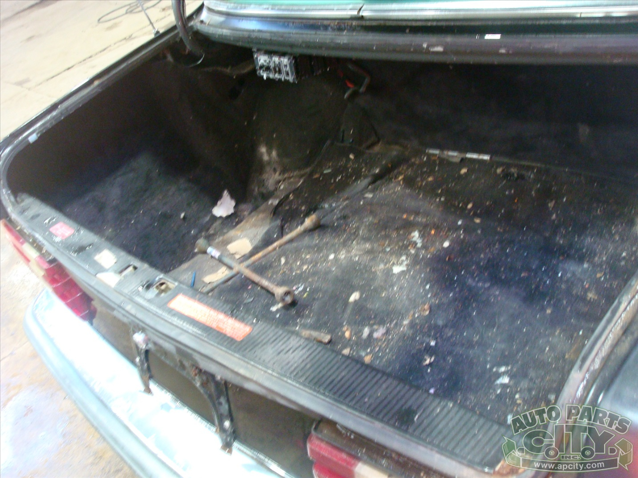 Mercedes-Benz 500 SEC 1985