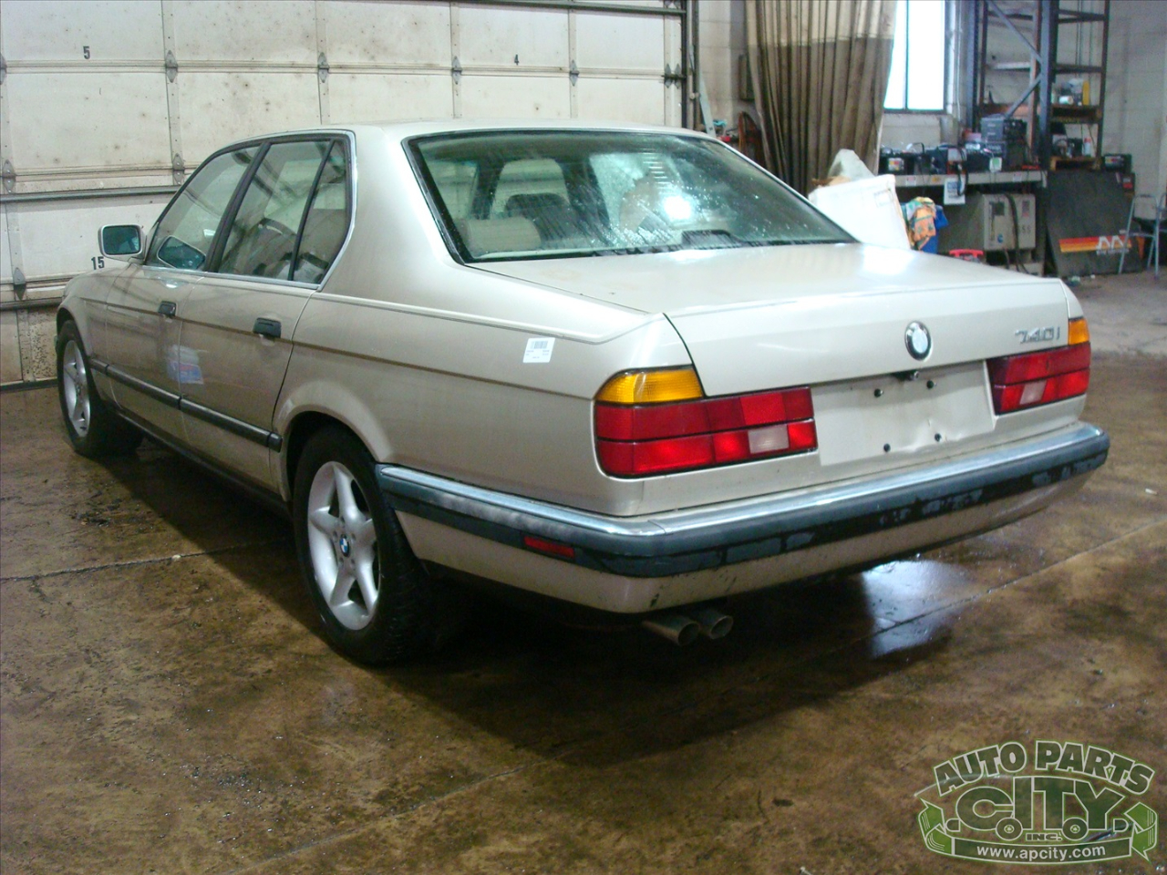 BMW 7-Series 735i 1990