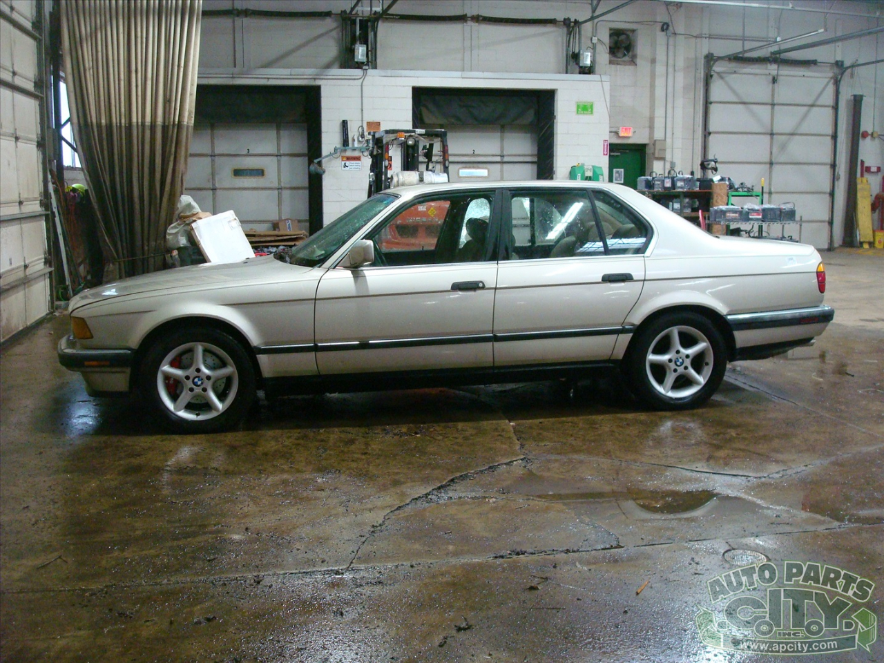 BMW 7-Series 735i 1990