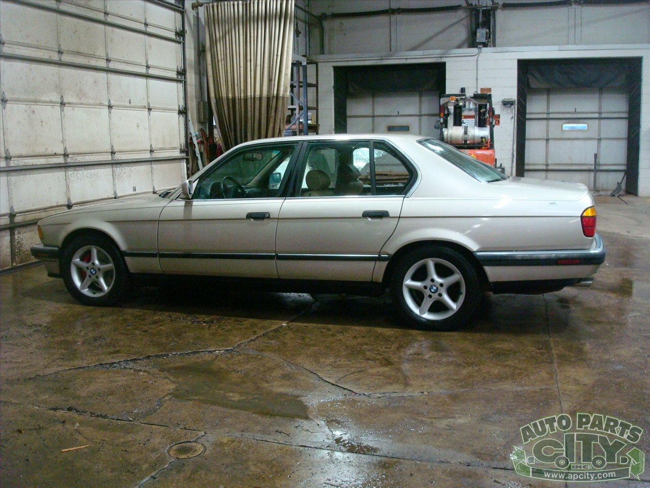 BMW 7-Series 735i 1990