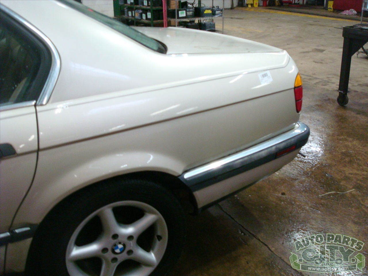 BMW 7-Series 735i 1990