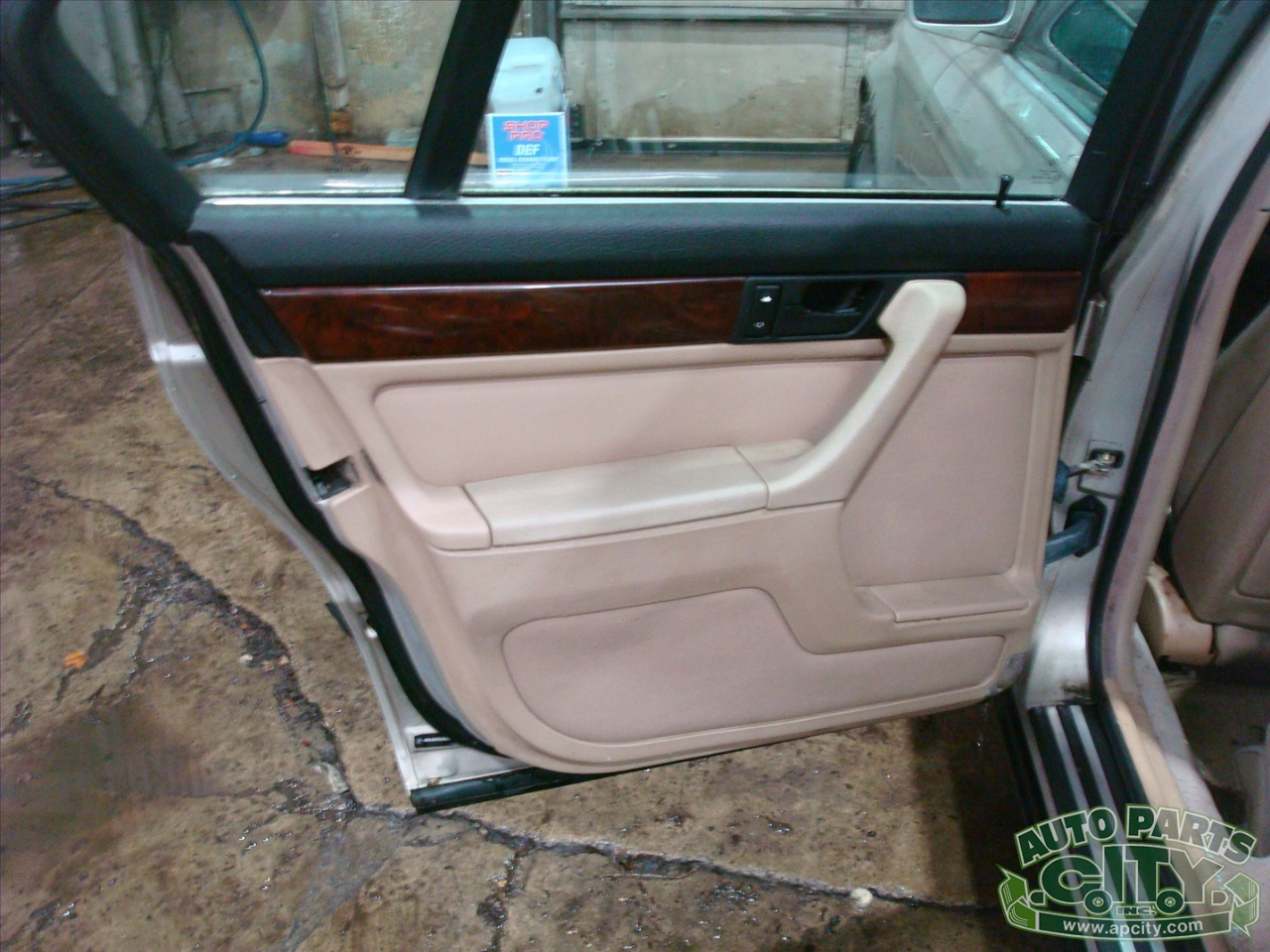 BMW 7-Series 735i 1990