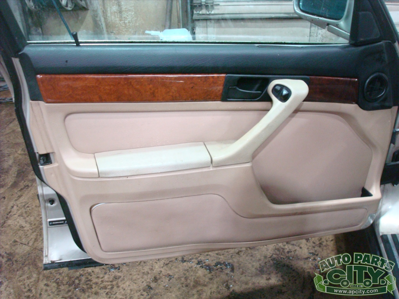 BMW 7-Series 735i 1990