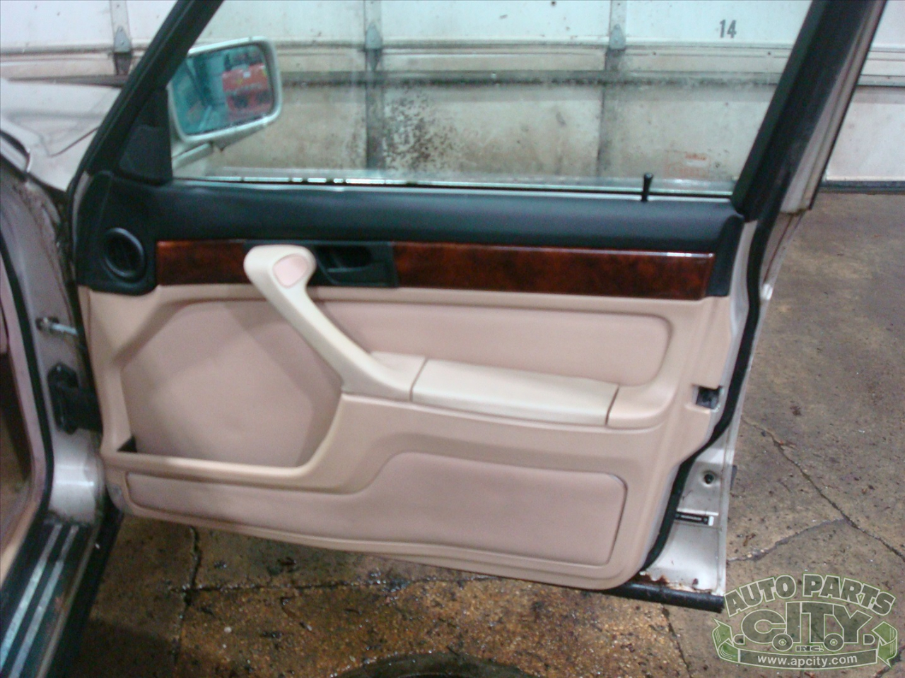 BMW 7-Series 735i 1990