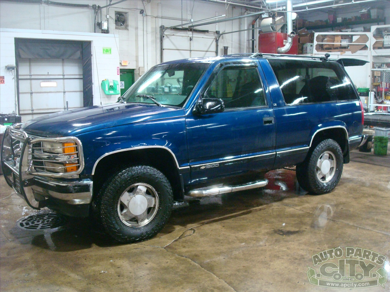 1996 Chevrolet Tahoe 2-Door 4WD
