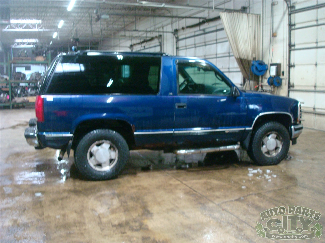 Chevrolet Tahoe 2-Door 4WD 1996