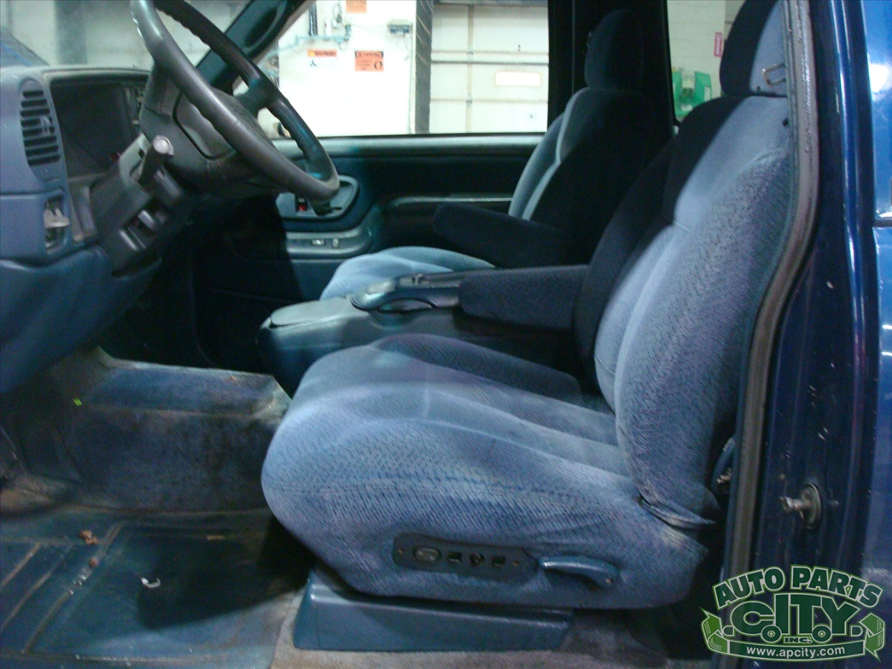 Chevrolet Tahoe 2-Door 4WD 1996