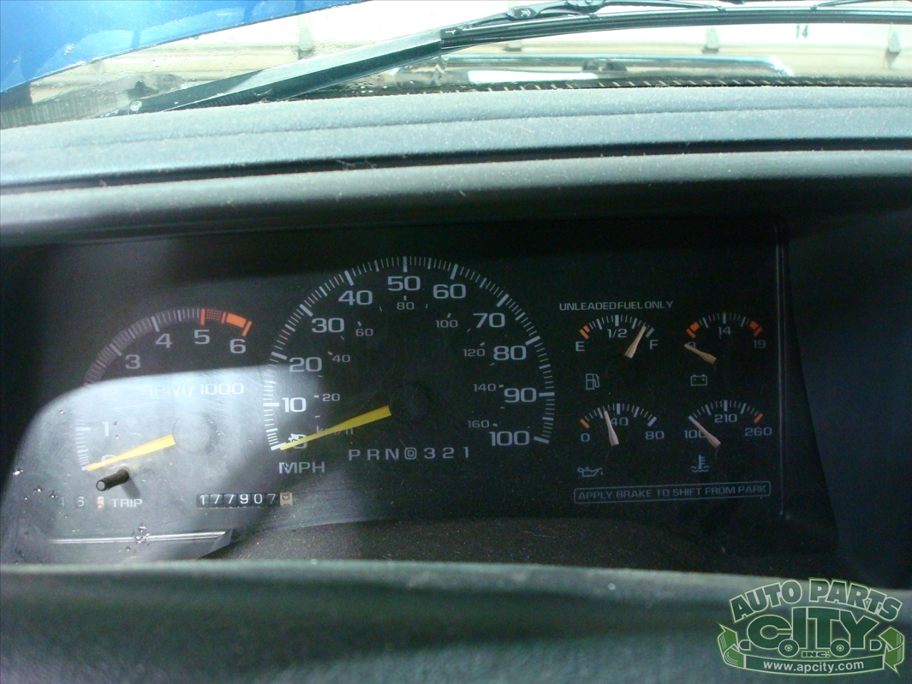 Chevrolet Tahoe 2-Door 4WD 1996