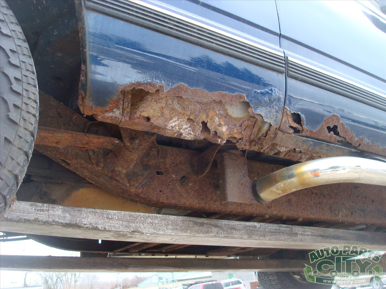 Chevrolet Tahoe 2-Door 4WD 1996