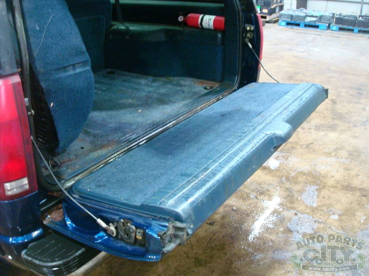 Chevrolet Tahoe 2-Door 4WD 1996