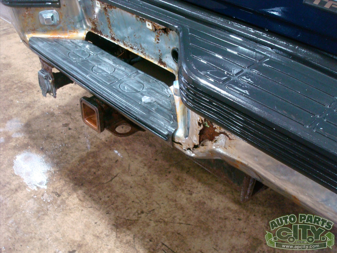 Chevrolet Tahoe 2-Door 4WD 1996