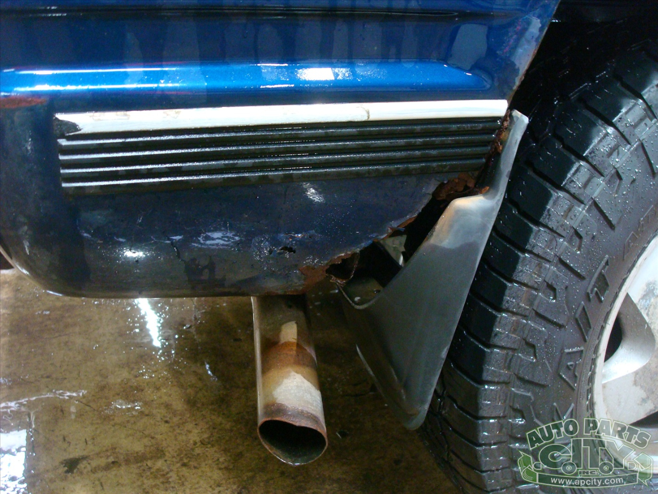 Chevrolet Tahoe 2-Door 4WD 1996