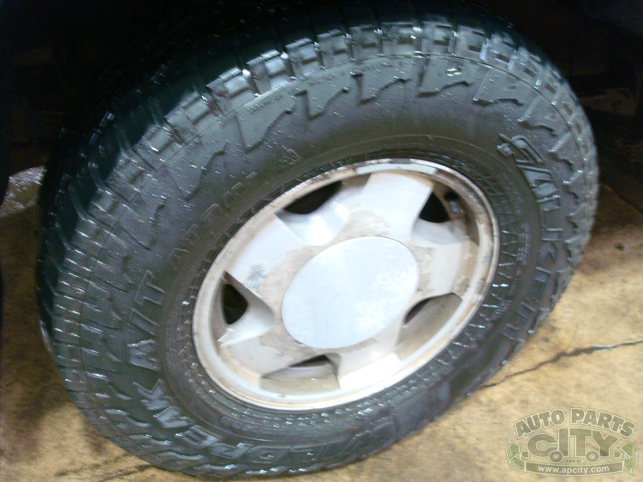 Chevrolet Tahoe 2-Door 4WD 1996