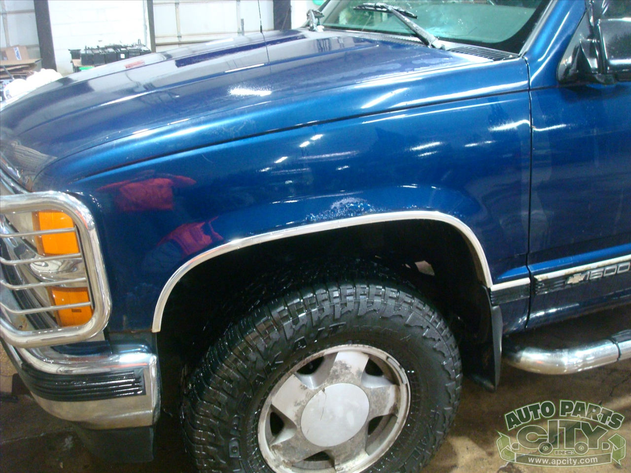 Chevrolet Tahoe 2-Door 4WD 1996