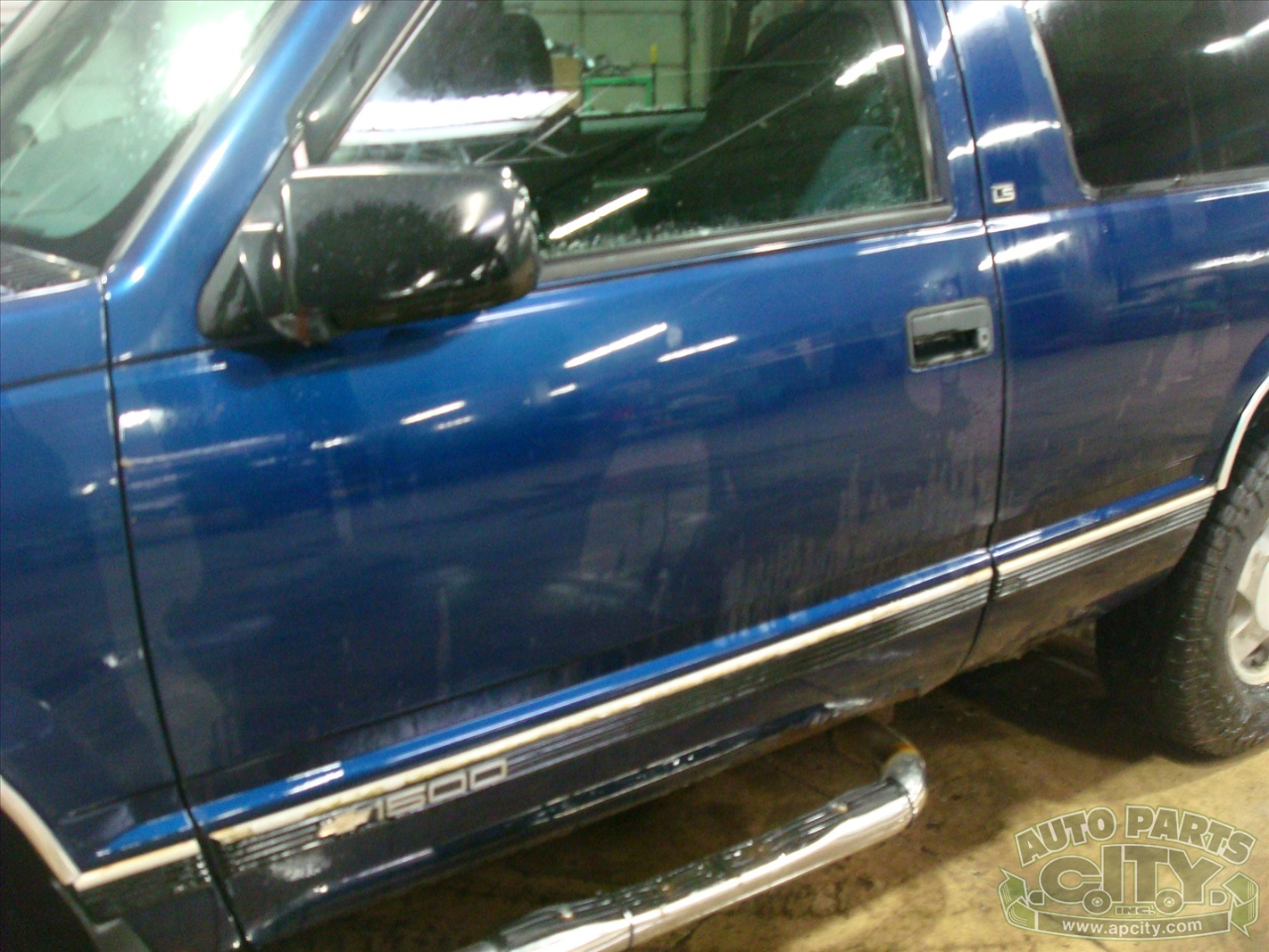 Chevrolet Tahoe 2-Door 4WD 1996