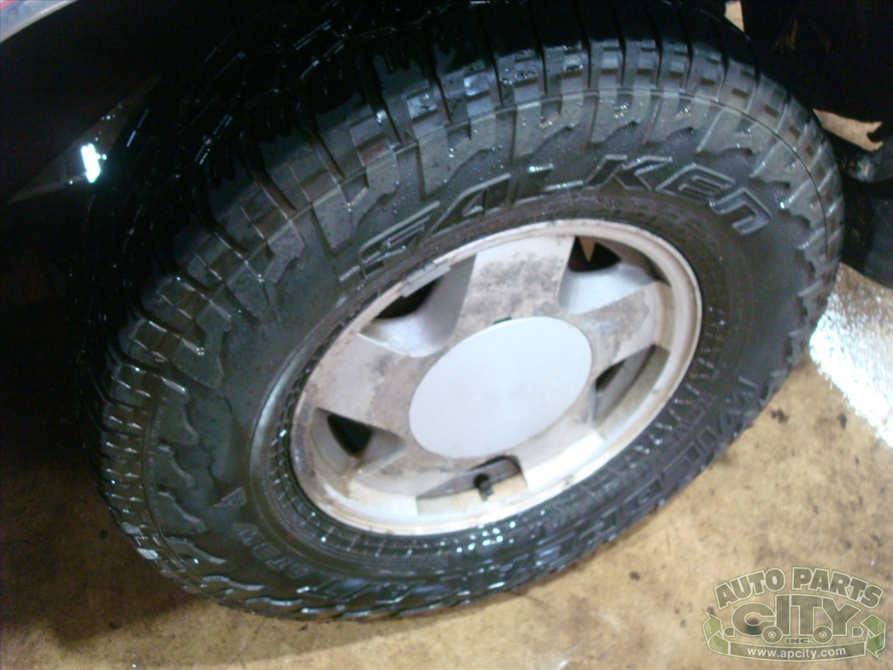 Chevrolet Tahoe 2-Door 4WD 1996