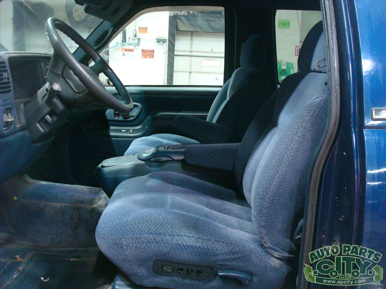 Chevrolet Tahoe 2-Door 4WD 1996