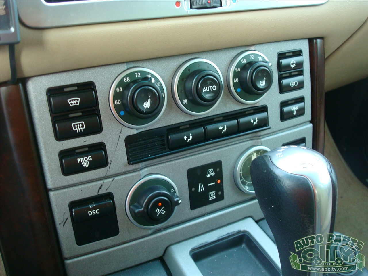 Land Rover Range Rover HSE 2003