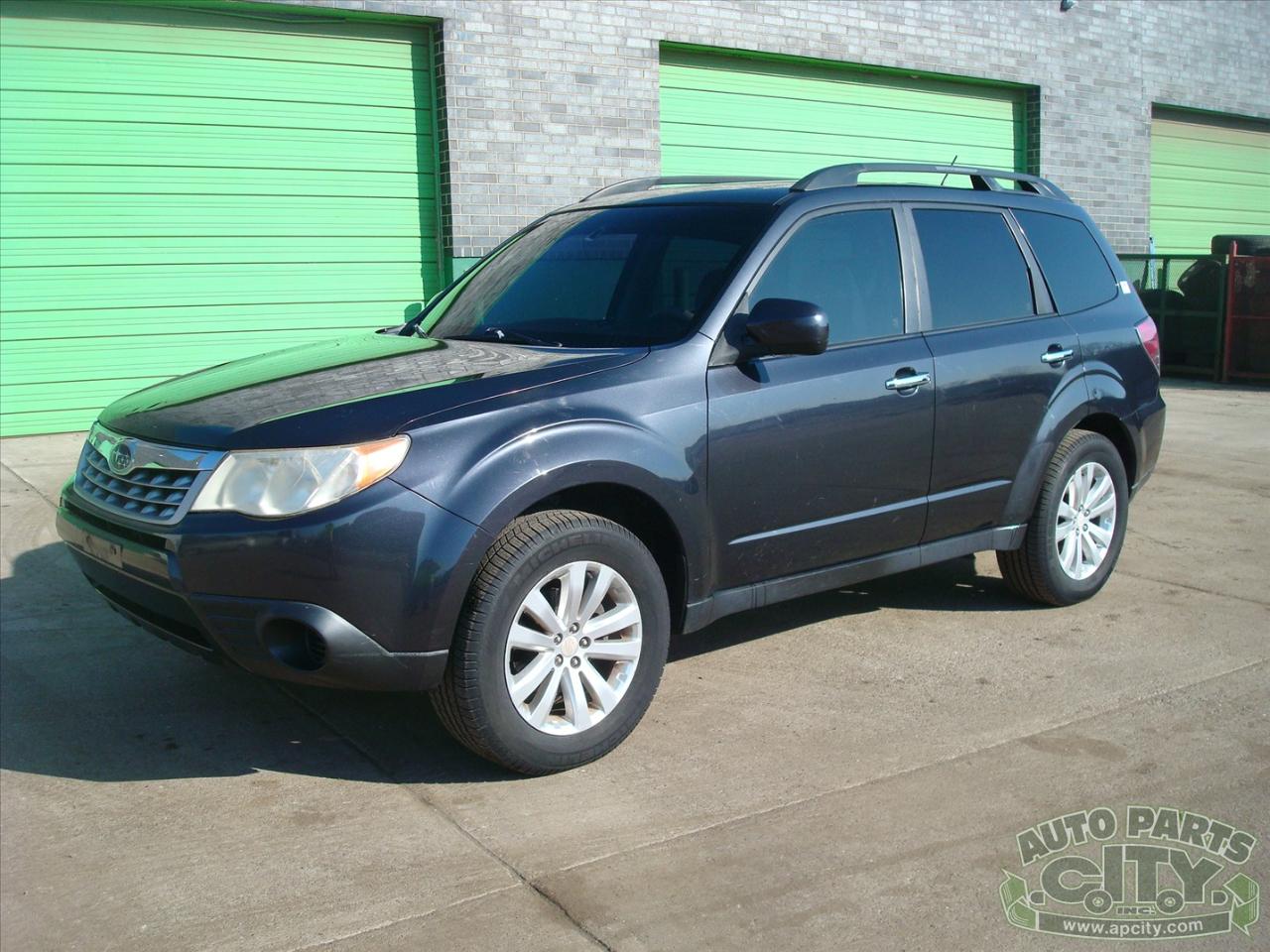 Subaru Forester 2.5X Premium 2011