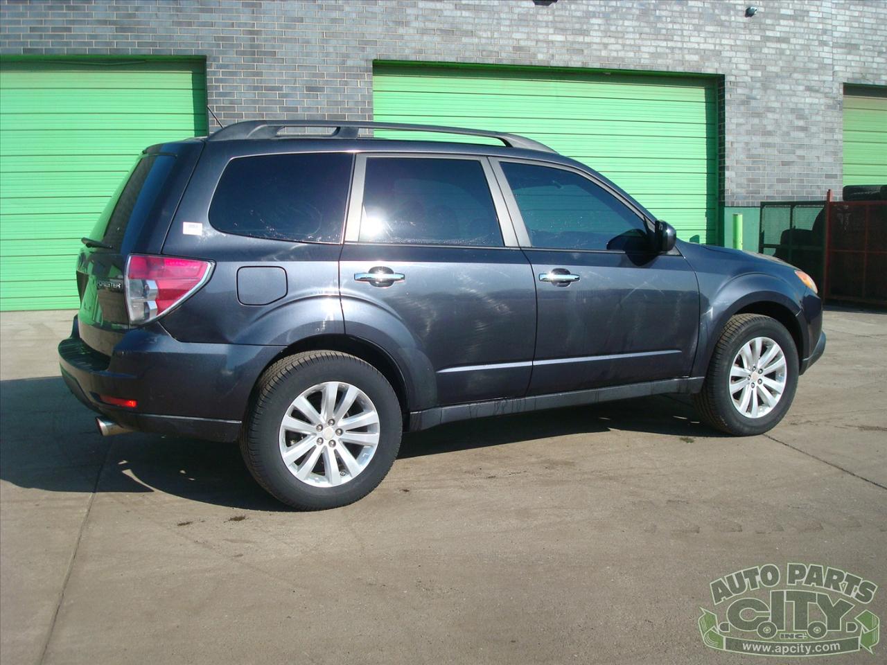 Subaru Forester 2.5X Premium 2011