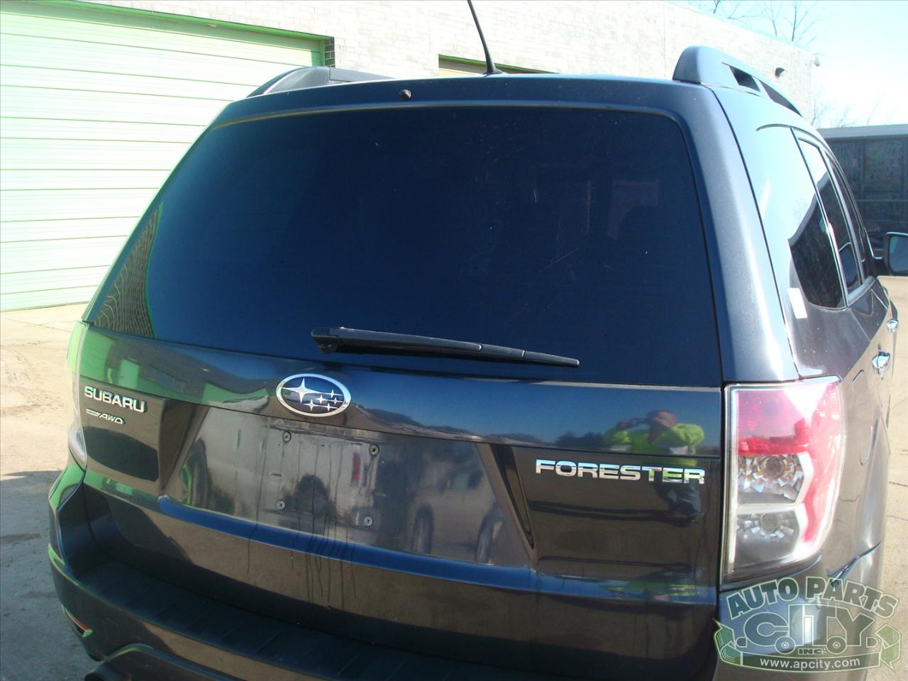 Subaru Forester 2.5X Premium 2011