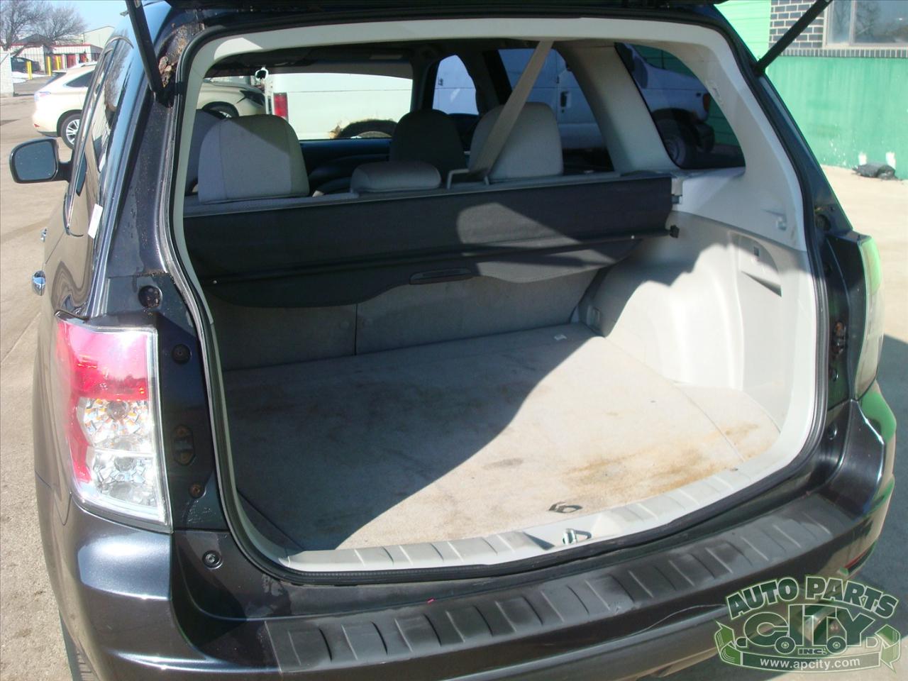 Subaru Forester 2.5X Premium 2011