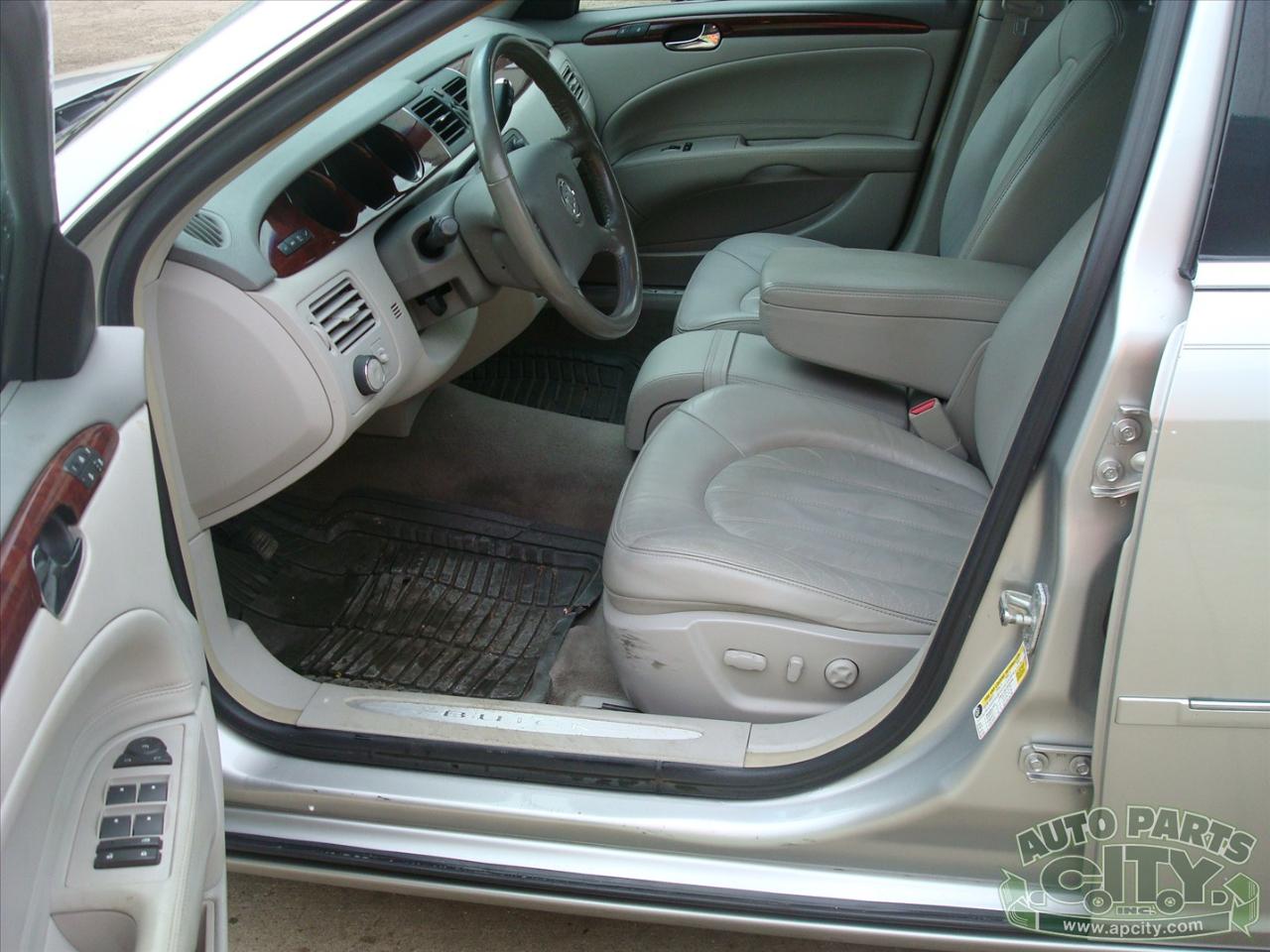 Buick Lucerne CXL V6 2006