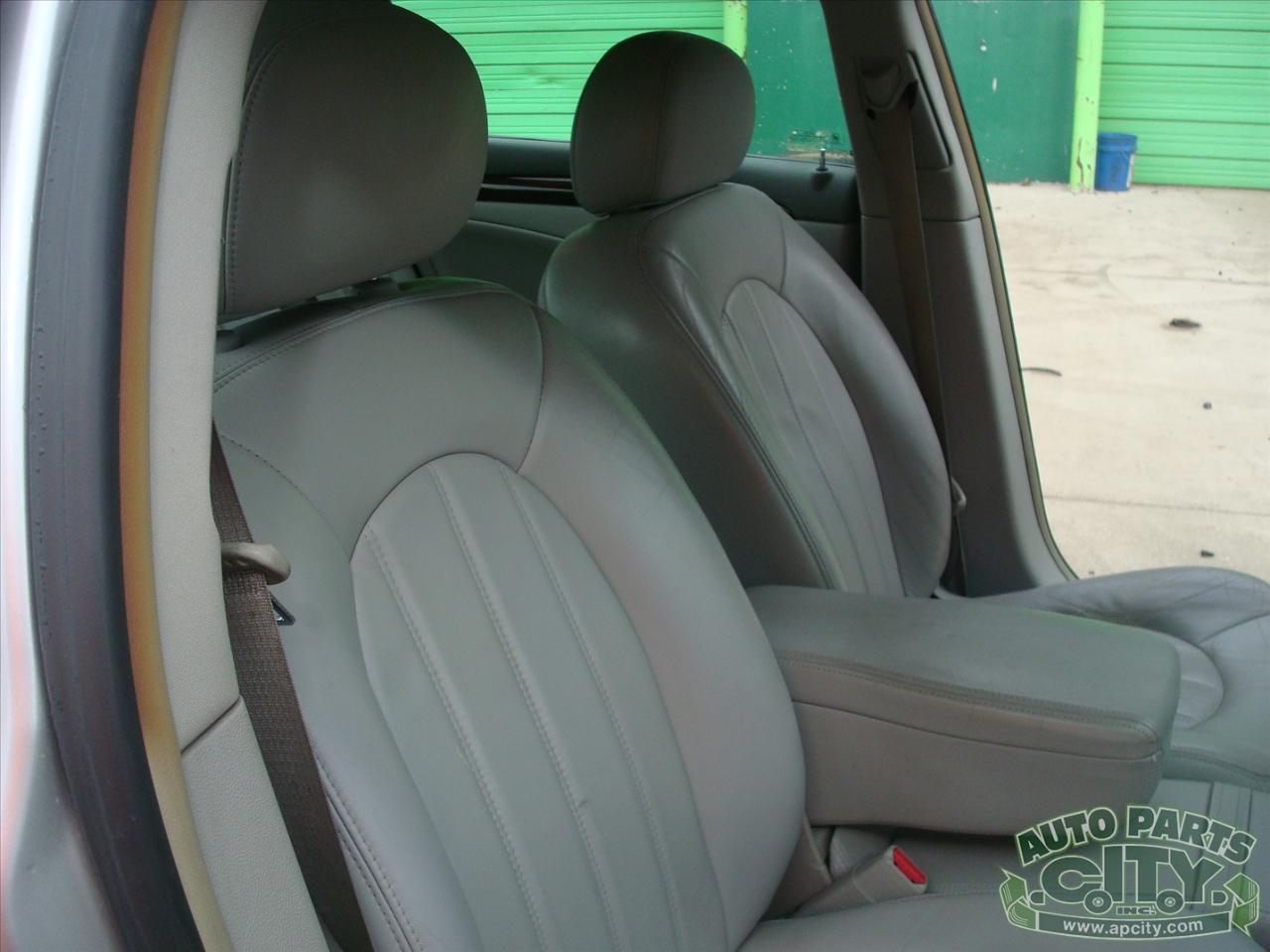 Buick Lucerne CXL V6 2006