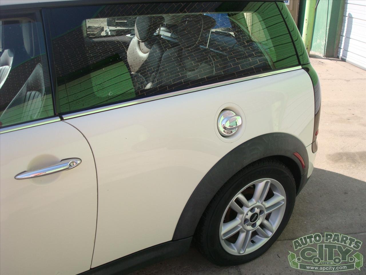 MINI Clubman S 2011