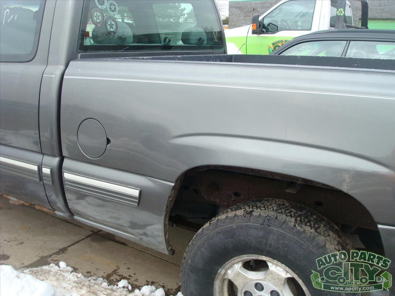 Chevrolet Silverado 1500 Z71 Ext Cab 4WD 4D 2002