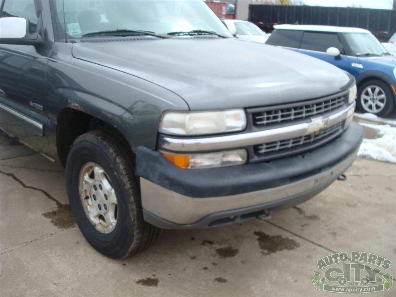 Chevrolet Silverado 1500 Z71 Ext Cab 4WD 4D 2002
