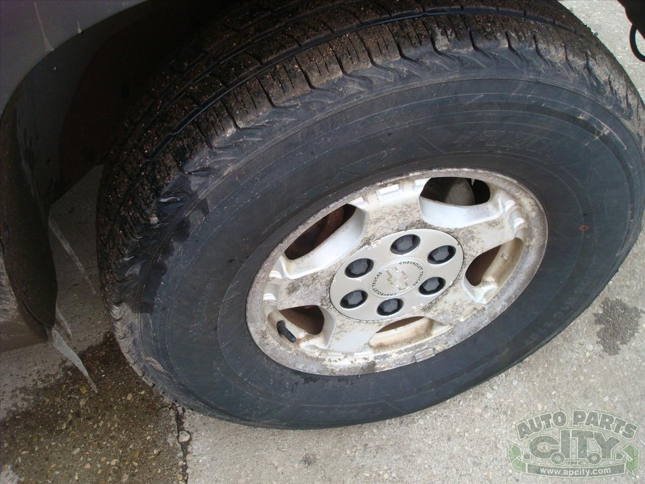 Chevrolet Silverado 1500 Z71 Ext Cab 4WD 4D 2002