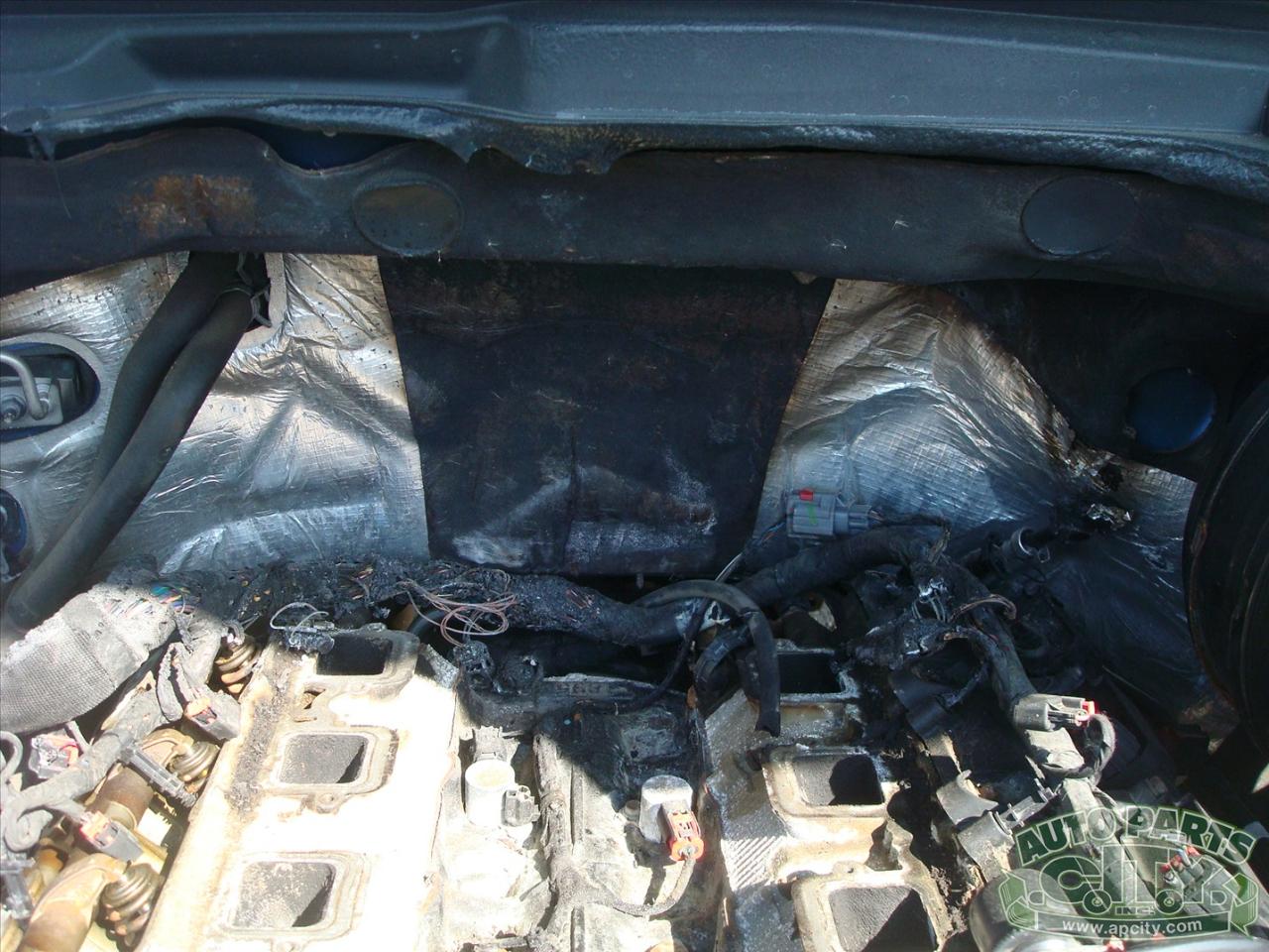 RAM 1500 SLT Crew Cab SWB 4WD 2015