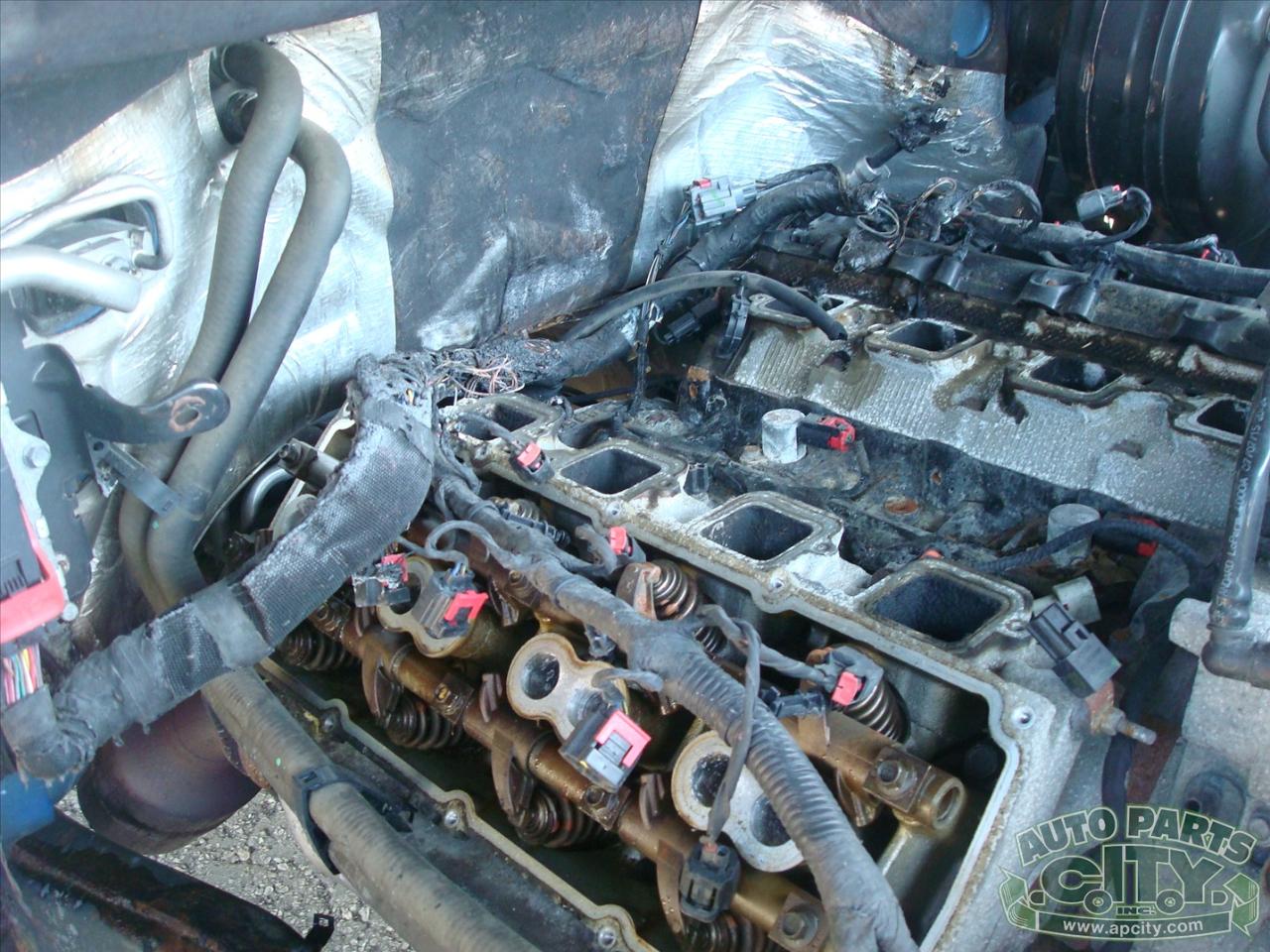 RAM 1500 SLT Crew Cab SWB 4WD 2015