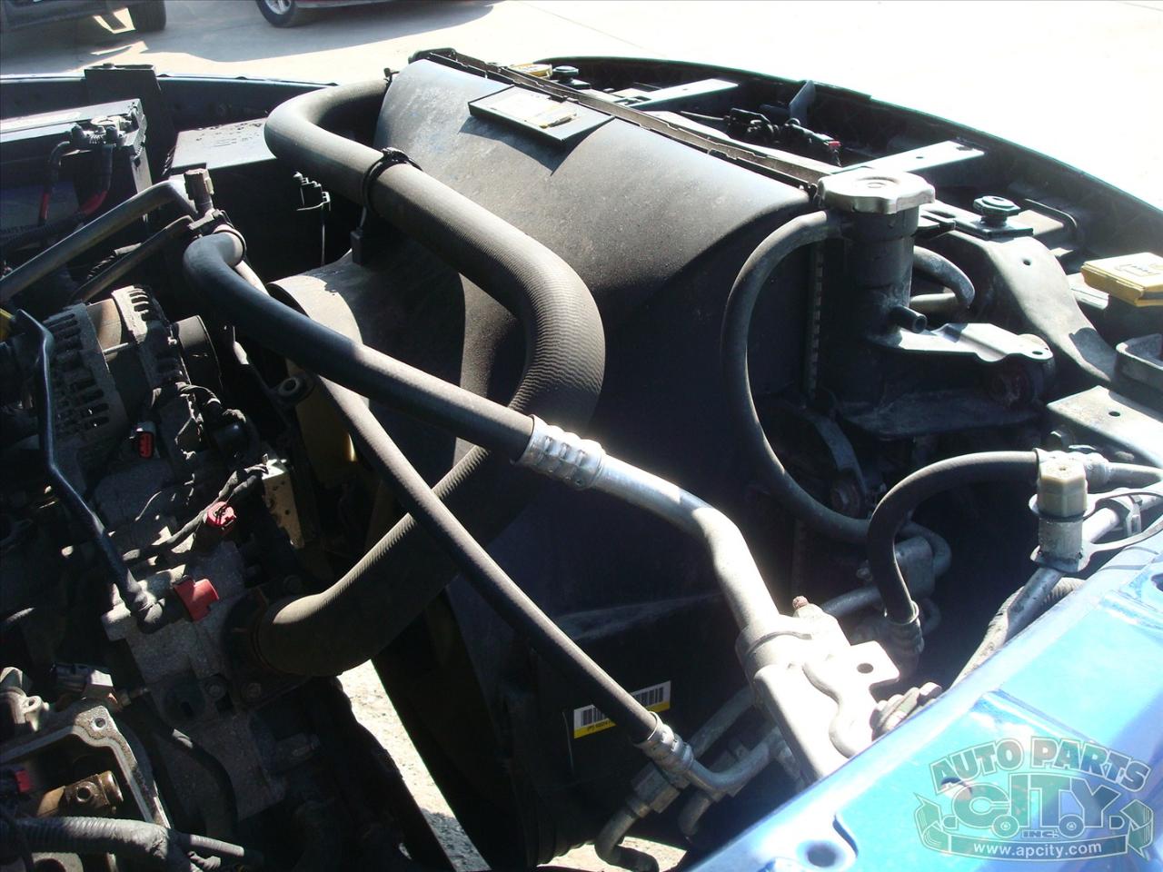 RAM 1500 SLT Crew Cab SWB 4WD 2015