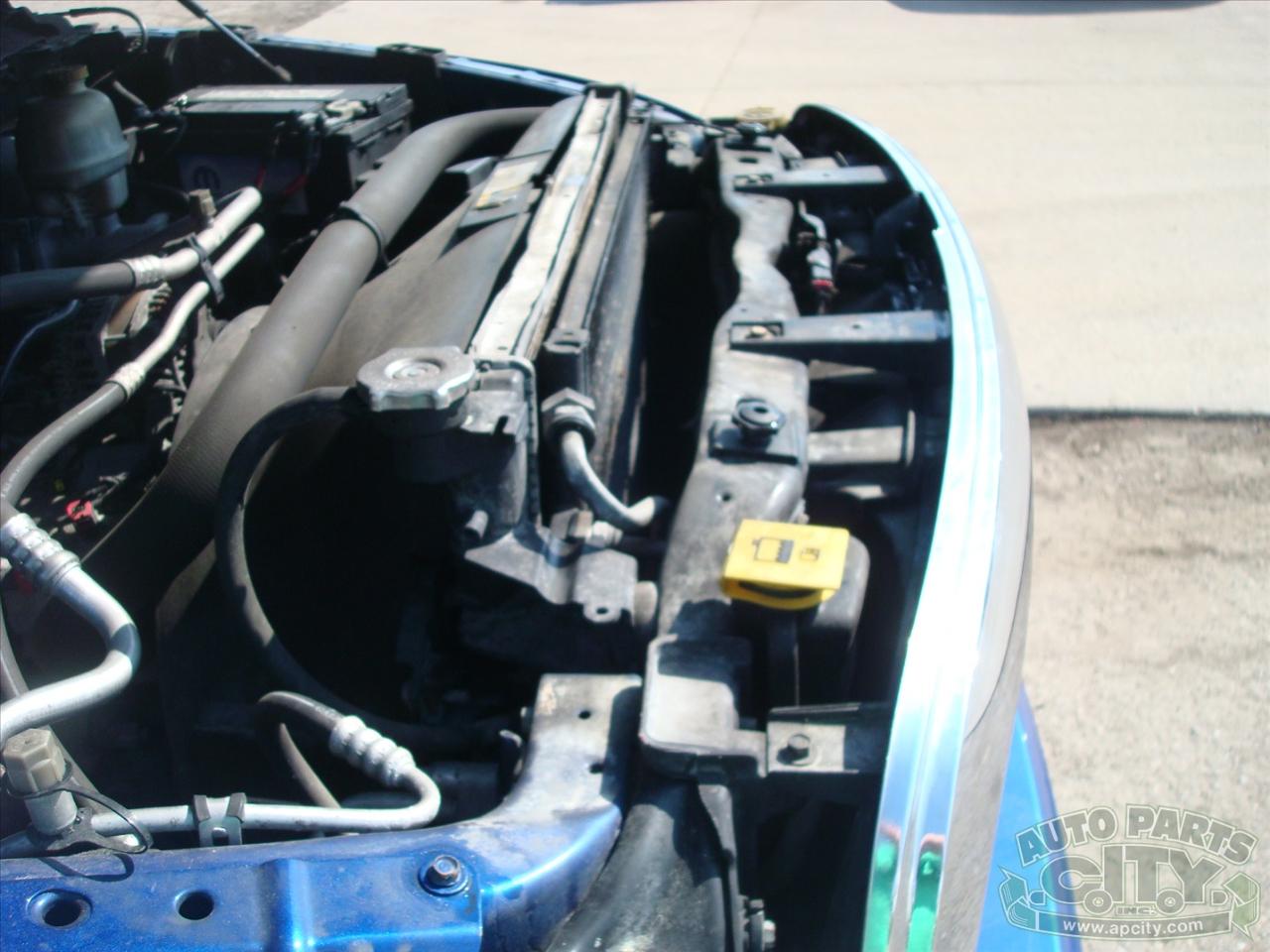 RAM 1500 SLT Crew Cab SWB 4WD 2015