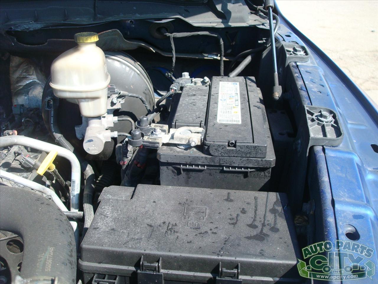 RAM 1500 SLT Crew Cab SWB 4WD 2015