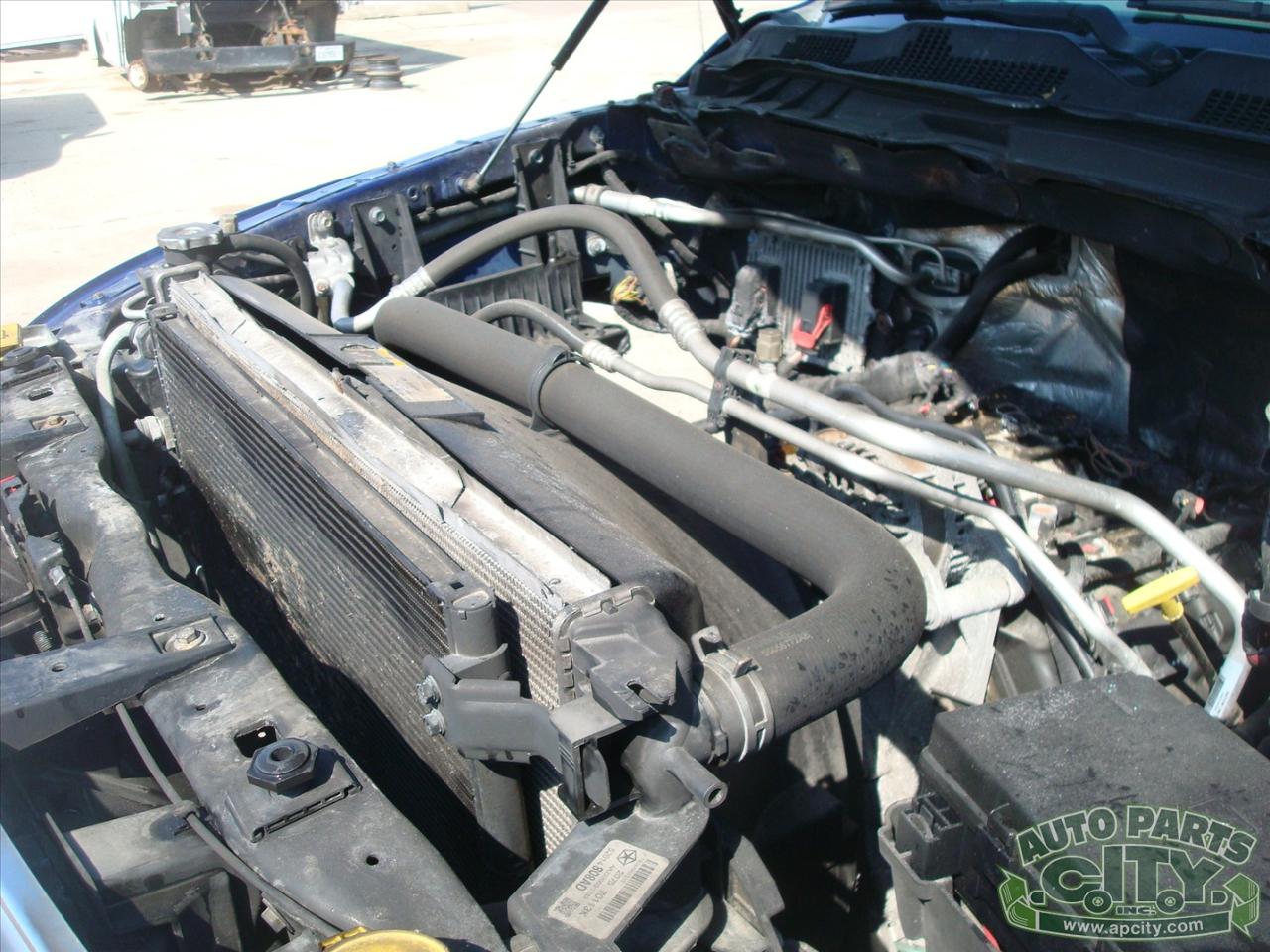 RAM 1500 SLT Crew Cab SWB 4WD 2015