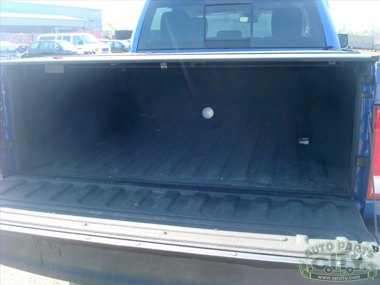 RAM 1500 SLT Crew Cab SWB 4WD 2015