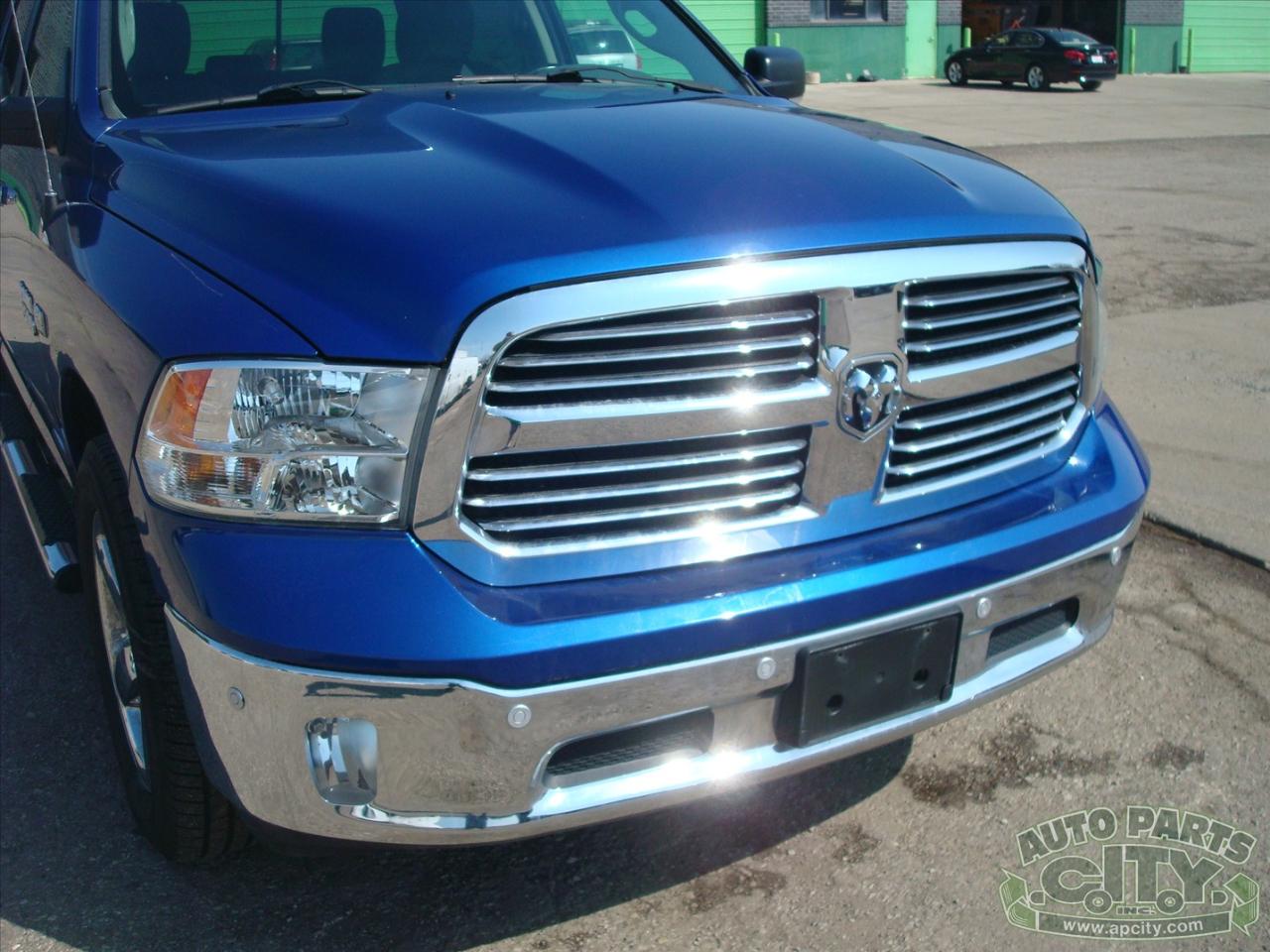 RAM 1500 SLT Crew Cab SWB 4WD 2015