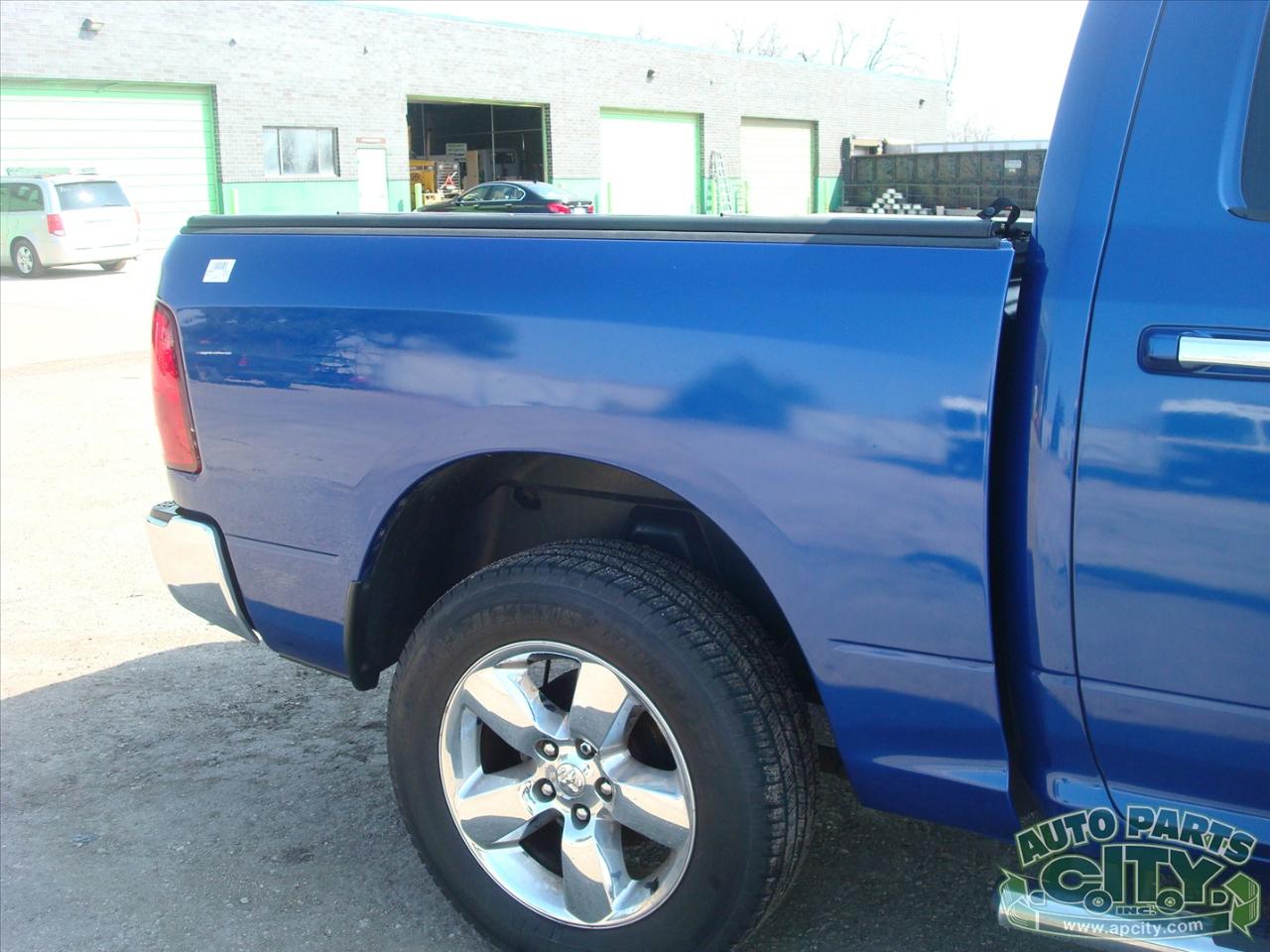RAM 1500 SLT Crew Cab SWB 4WD 2015
