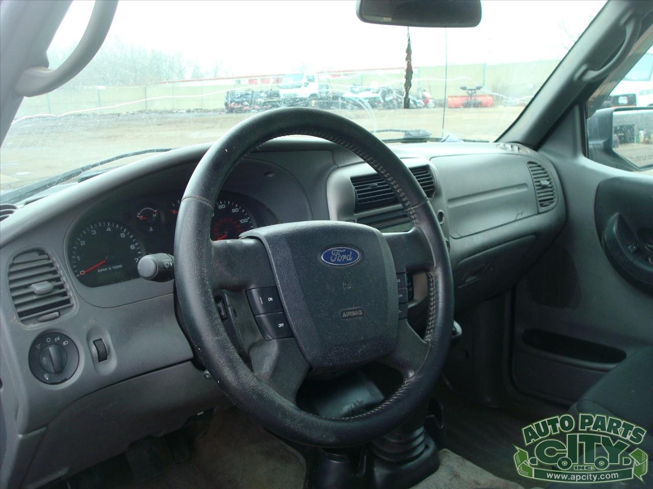 Ford Ranger XLT SuperCab 4-Door 4WD 2011