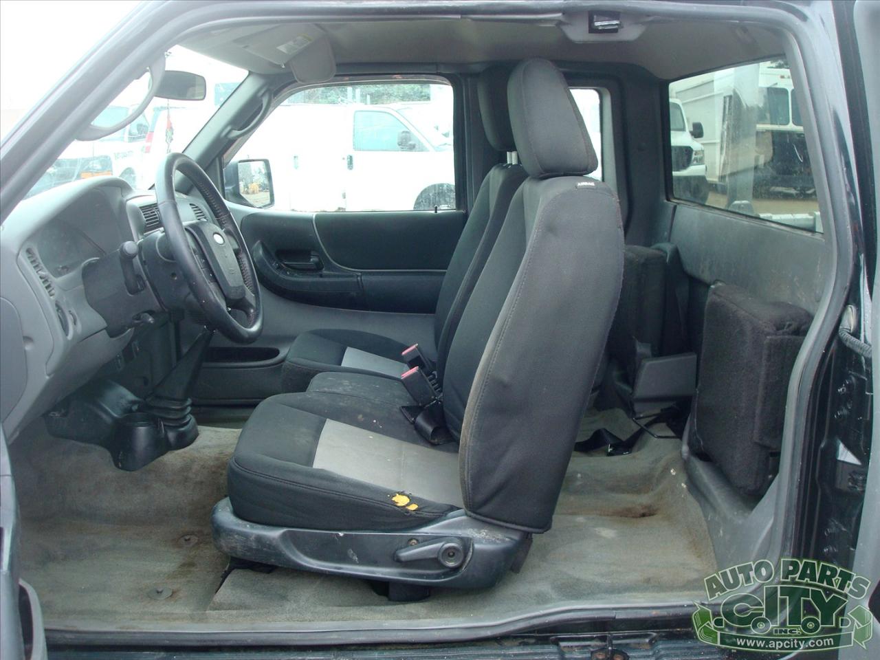 Ford Ranger XLT SuperCab 4-Door 4WD 2011