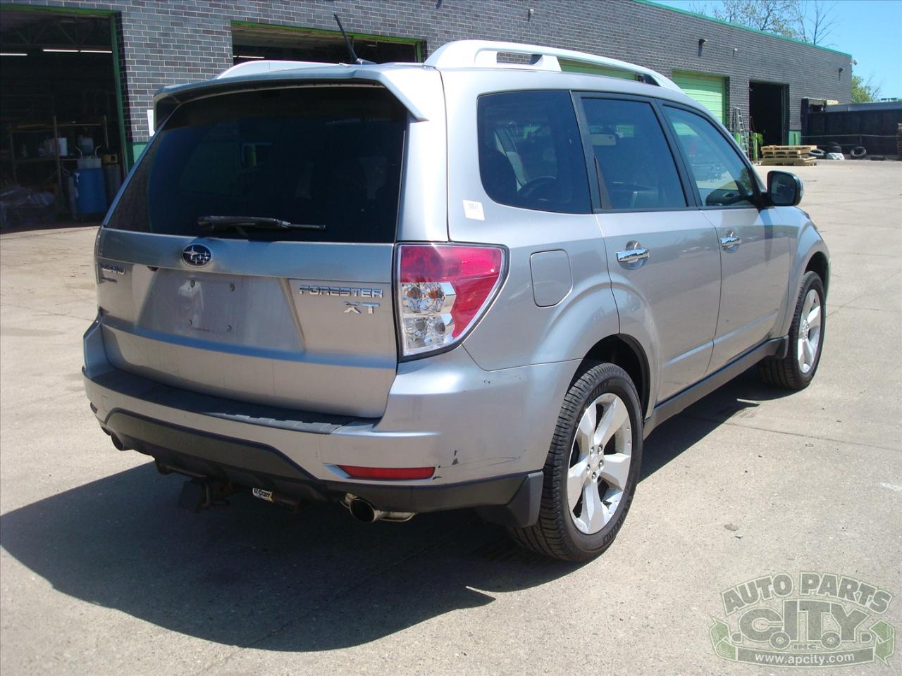 Subaru Forester 2.5XT Limited 2011