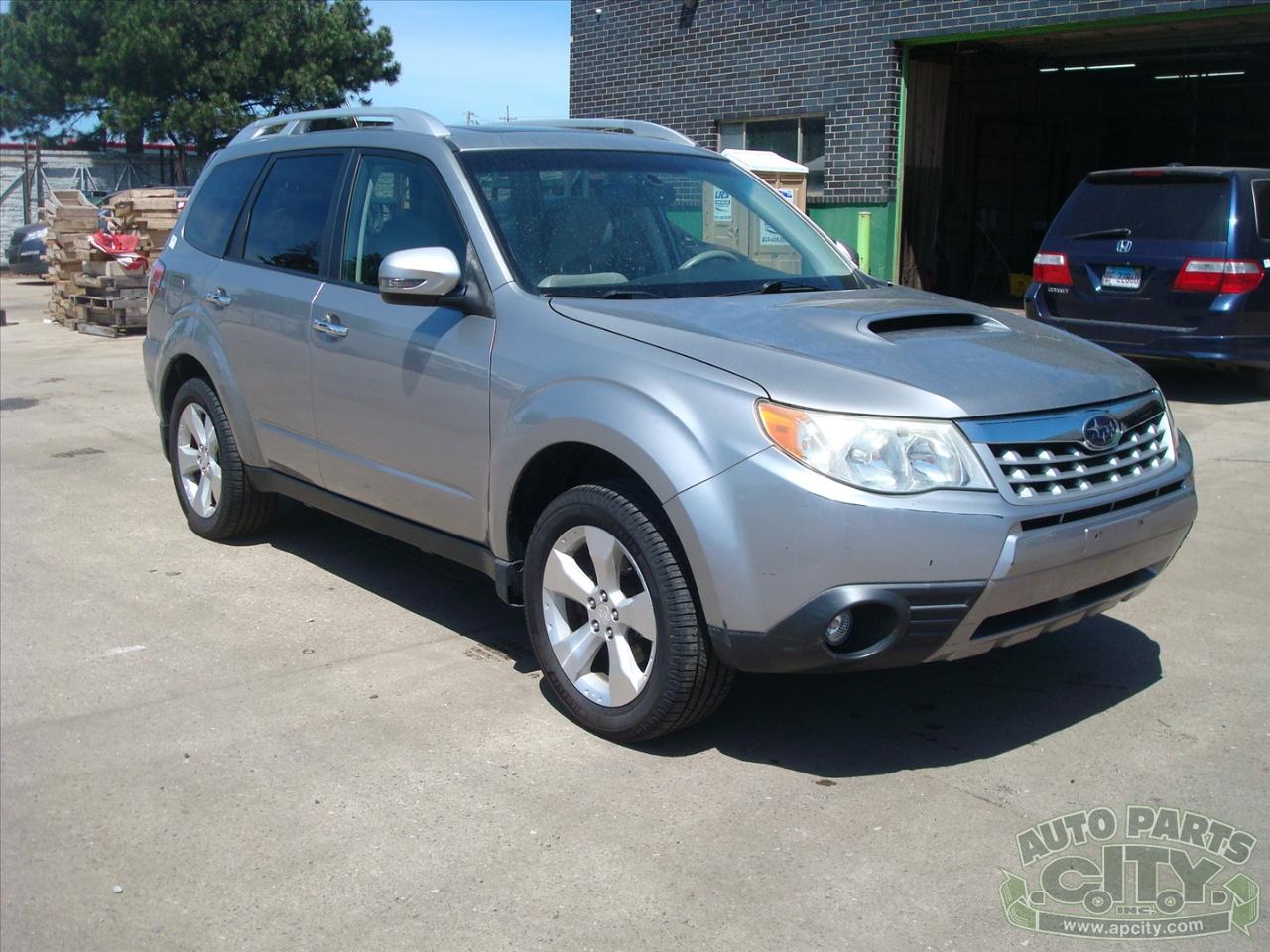 Subaru Forester 2.5XT Limited 2011