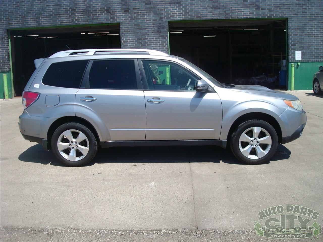 Subaru Forester 2.5XT Limited 2011