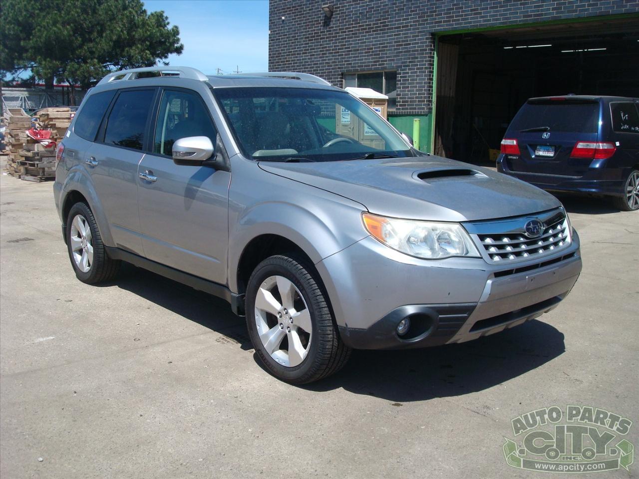 Subaru Forester 2.5XT Limited 2011