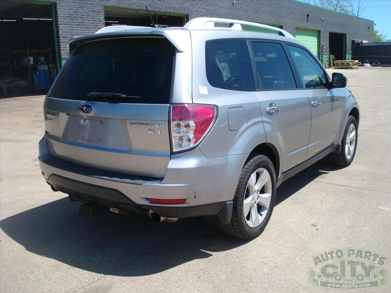 Subaru Forester 2.5XT Limited 2011